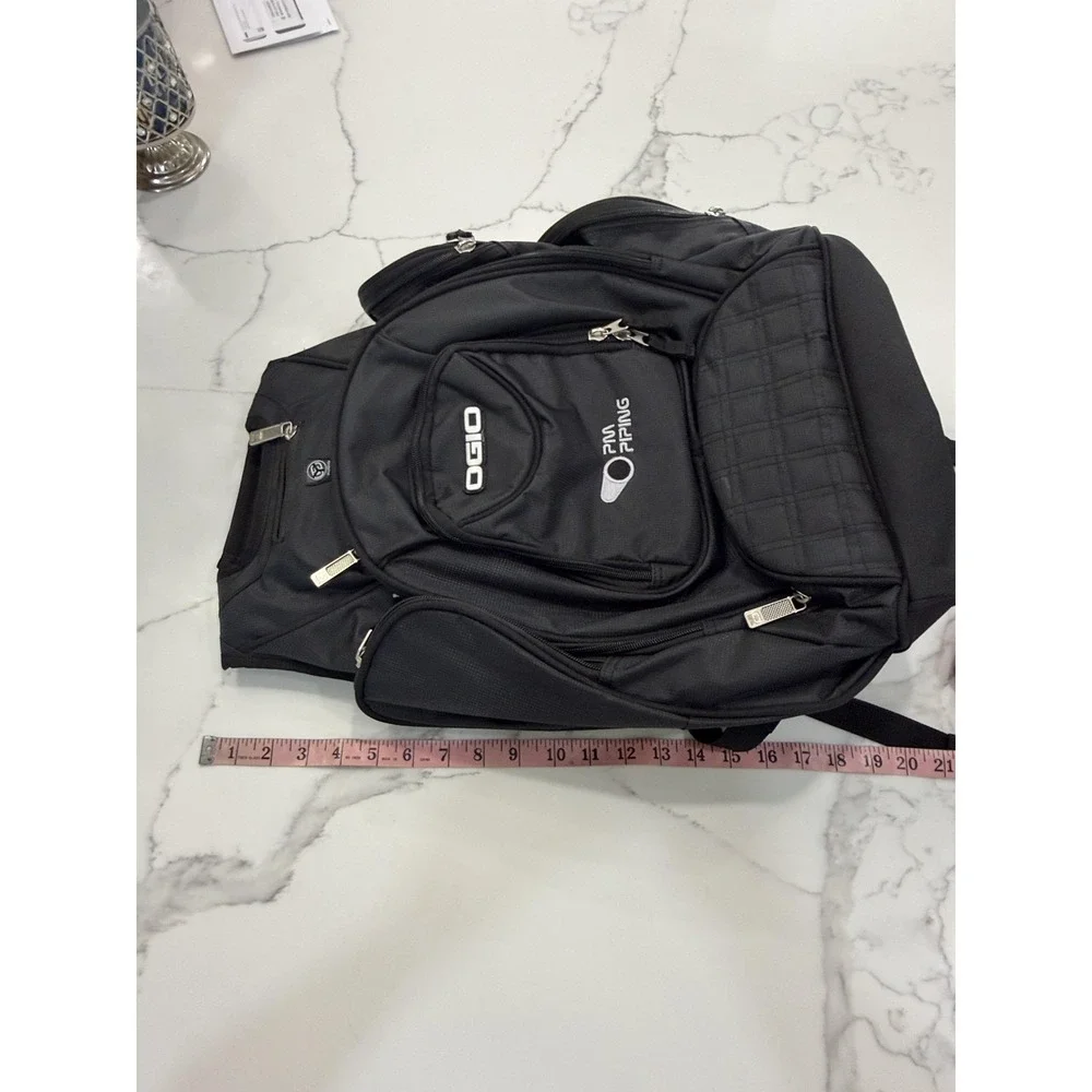 Ogio Black 19